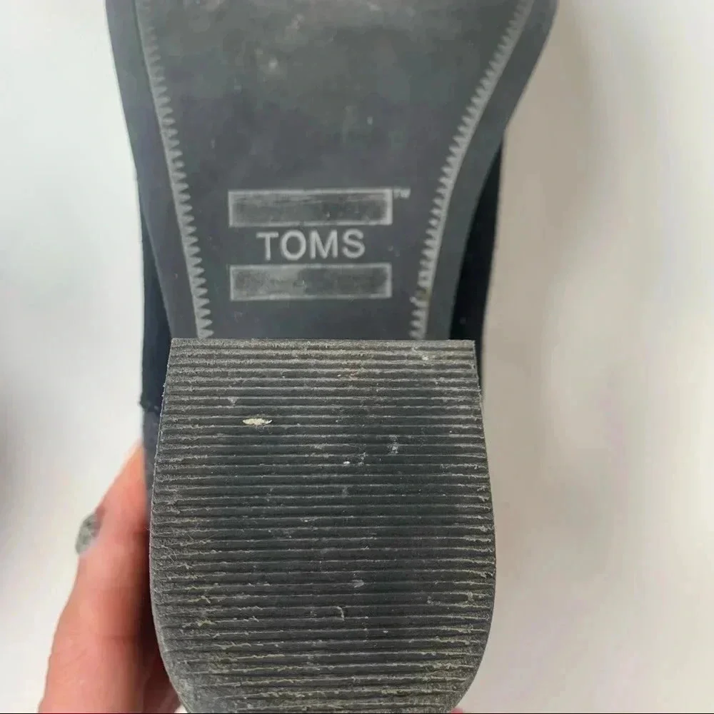 Toms give your